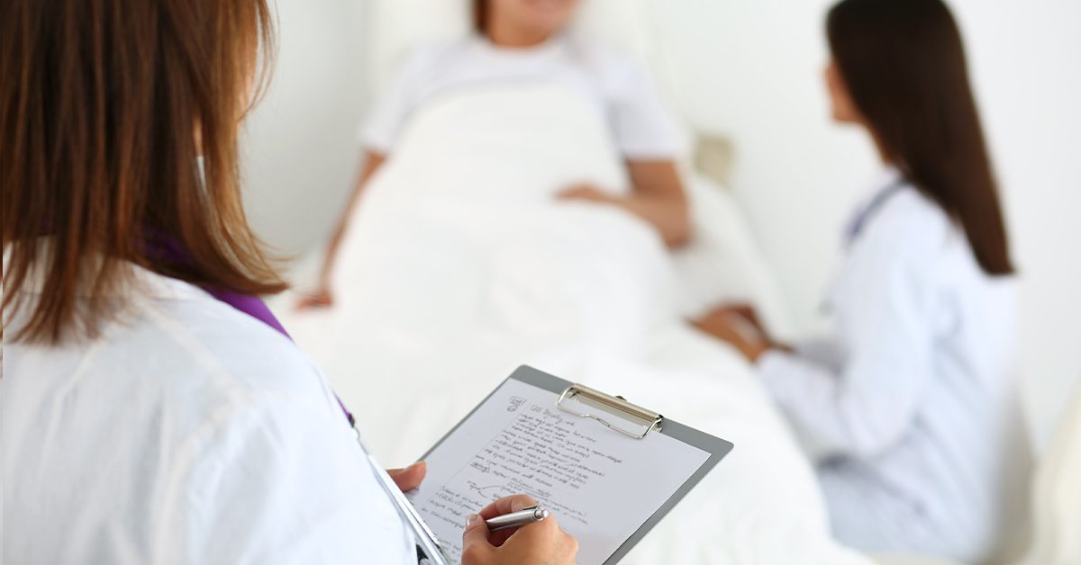 What You Should Know About Shadowing a Physician in Medical School